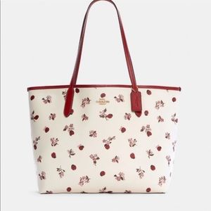 ladybug coach crossbody